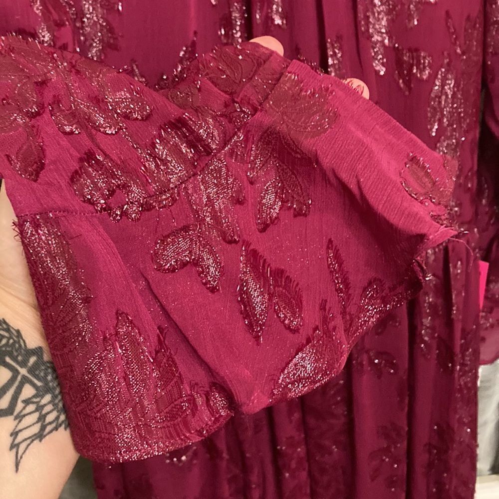 NWT Calvin Klein Burgundy and Silver Metallic Floral Dress - Picture 5 of 15